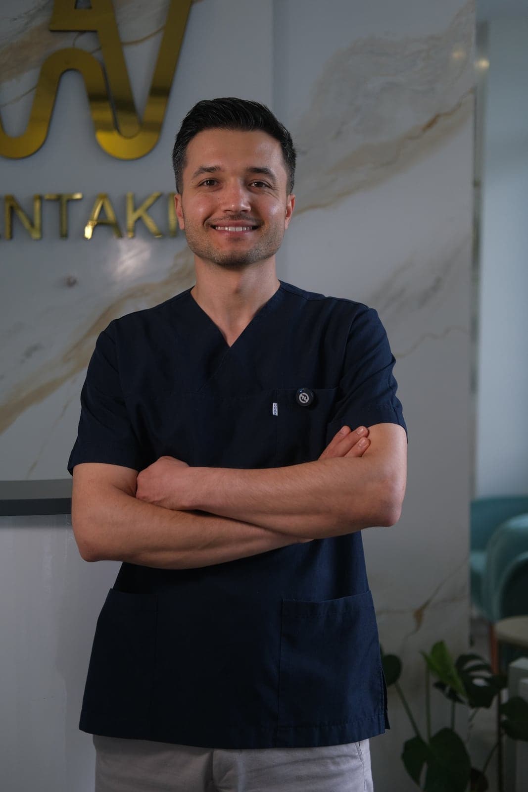 Dr. Musa Burak Sakar — Protez ve Estetik Diş Hekimliği