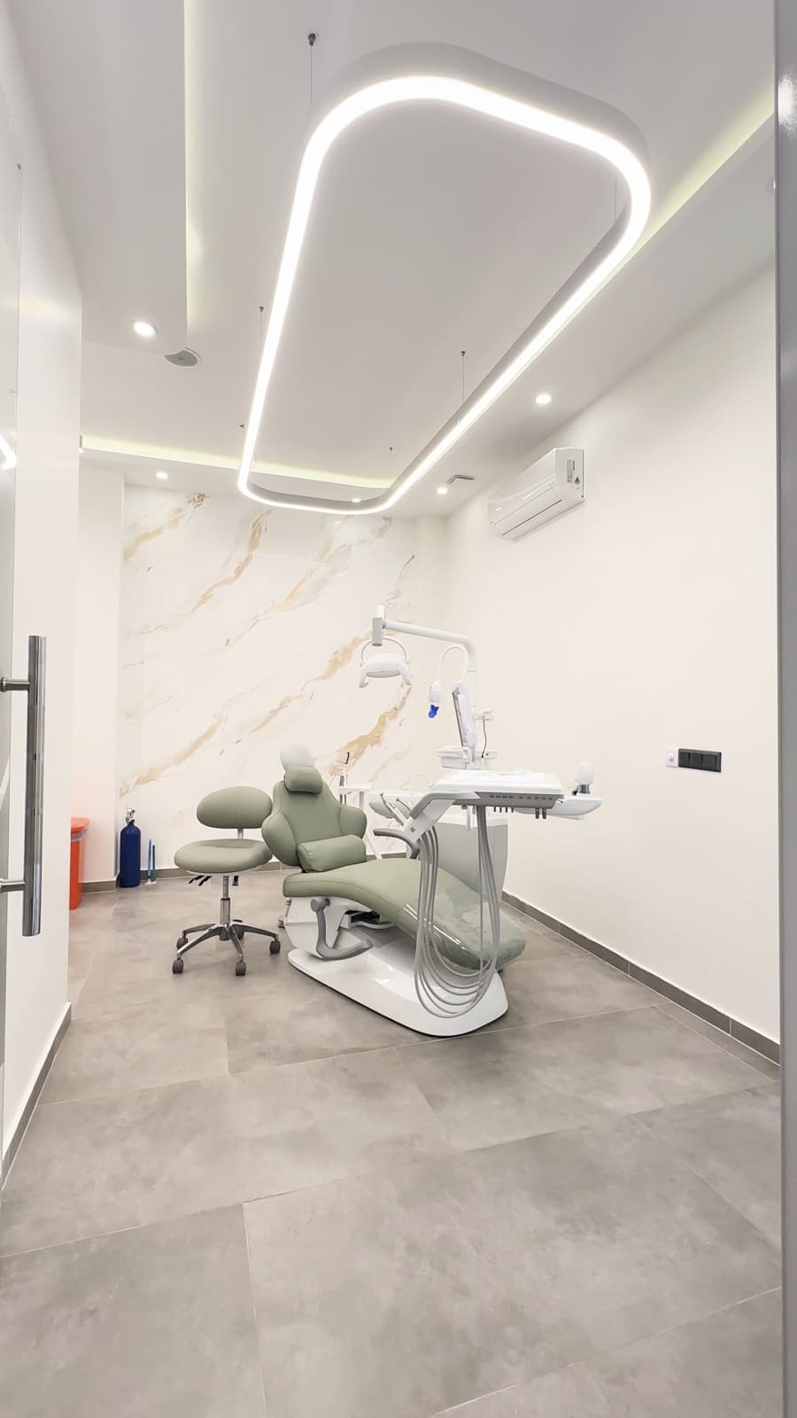 Dentakim Küçükçekmece kliniği — Tedavi odasi 2